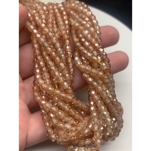 Каменные бусины, Цирконий кубический, (т.н. Циркон), бежевый кристалл, рондель, огранка, 4х3 мм, длина нити 38 см