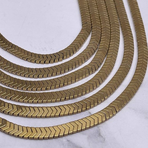 Каменные бусины, Гематит синтетический, стрелка, золото, размер 6х2 мм, нить 38 см