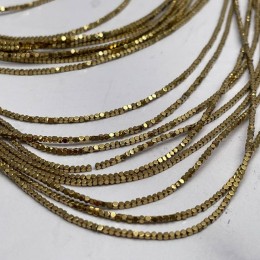 Каменные бусины, Гематит синтетический, золото, ювелирная огранка, кубик 1х1 мм, нить 38 см