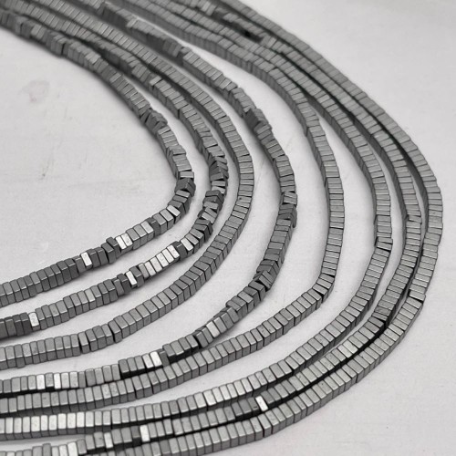 Каменные бусины, Гематит синтетический, квадрат, серебро, матовый, размер 2х1 мм, нить 38 см