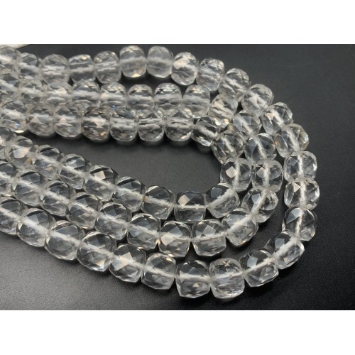 Каменные бусины, Горный Хрусталь, кубик, огранка, 8х8 мм, длина нити 38 см