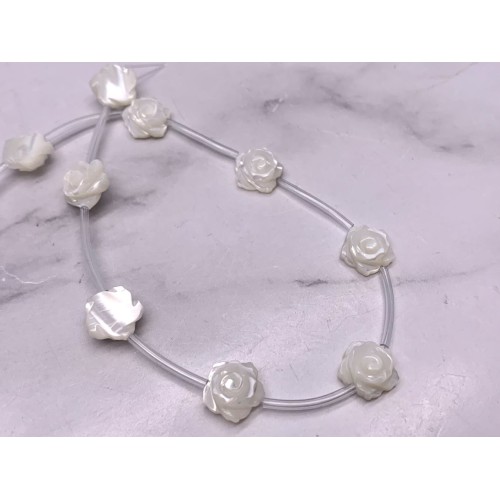 Каменные бусины, Перламутр розочки, односторонние, 15 бусин на нитке, 10 мм, длина нити 38 см