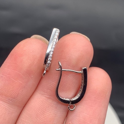 Швензы, вставка фианиты, родий/латунь, цвет серебро, размер 18х12 мм