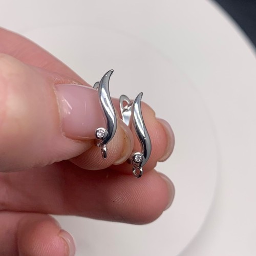 Швензы, вставка фианиты, родий/латунь, цвет серебро, размер 18х12 мм 17796