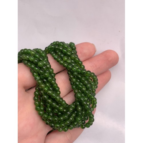 Каменные бусины, Хромдиопсид, люкс, шарик гладкий, 4 мм, длина нити 38 см