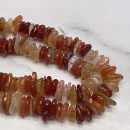 Каменные бусины, Сердолик, фриформы, размер 9х2 мм, нить 38 см