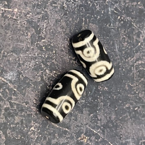 Бусина Дзи "167" из агата, 6 глаз, размер 18х10 мм, цена за 1 шт