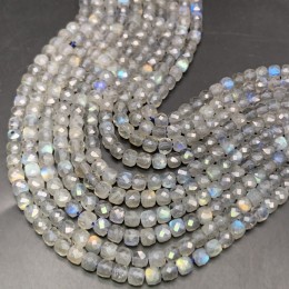 Каменные бусины, Лабрадор, кубик, огранка, 4х4 мм, длина нити 38 см