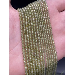 Каменные бусины, Цирконий кубический, (т.н. Циркон), светло зелёный кристалл, шарик огранка, 2 мм, длина нити 38 см
