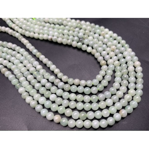 Каменные бусины, Нефрит Бирма, люкс, шарик гладкий, 4 мм, длина нити 38 см