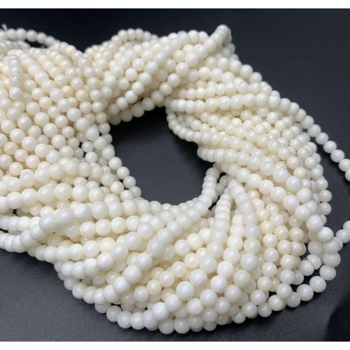 Каменные бусины, Коралл, белый, шарик гладкий, 4 мм, длина нити 38 см