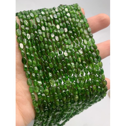 Каменные бусины, Хромдиопсид, люкс, фриформы, 6х4 мм, длина нити 38 см