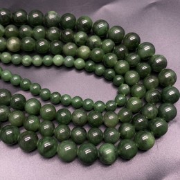 Каменные бусины, Нефрит, Россия, шарик гладкий, 7,5-8 мм, длина нити 38 см