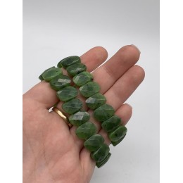 Браслет из каменных бусин, Канадский Нефрит, 15х10,5 мм, 19 пластин