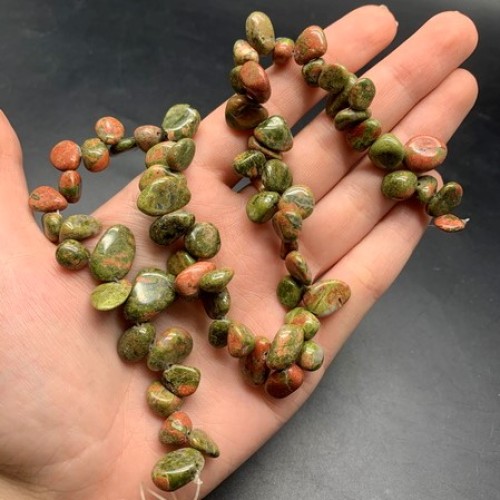 Каменные бусины, Унакит, фриформы, 14х10 мм, длина нити 38 см