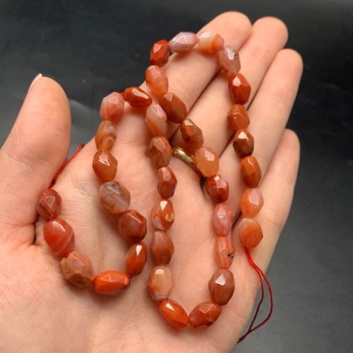 Каменные бусины, Сердолик (Карнеол), фриформы, огранка, 10х8 мм, длина нити 38 см