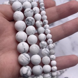 Каменные бусины, Говлит натуральный (т.н. Кахолонг), матовый, шарик гладкий, 6 мм, длина нити 38 см