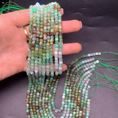 Каменные бусины, Хризопраз, кубик, ювелирная огранка, 5х5 мм, длина нити 38 см