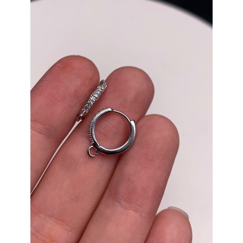 Швензы, вставка фианиты, родий/латунь, цвет серебро, размер 14 мм