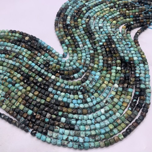 Каменные бусины, Африканская бирюза, кубик, огранка, 3,7х3,7 мм, длина нити 38 см