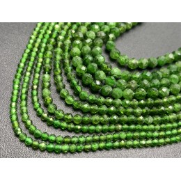 Каменные бусины, Хромдиопсид, люкс, шарик огранка, 4 мм, длина нити 38 см