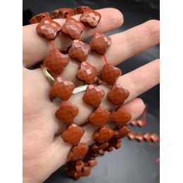 Каменные бусины, Яшма, красная, клевер, в огранке, 13х6 мм, длина нити 19 см, 15 бусин