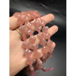 Каменные бусины, Клубничный Кварц, клевер, в огранке, 13х6 мм, длина нити 38 см, 30 бусин