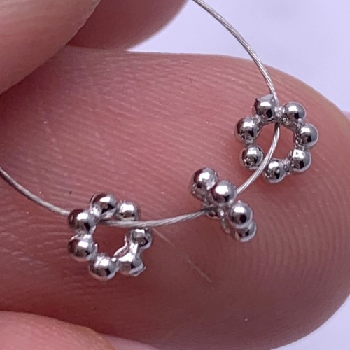 Разделитель, цветочек, модель SS 925, родированное, размер 4 мм, цена за 10 шт.