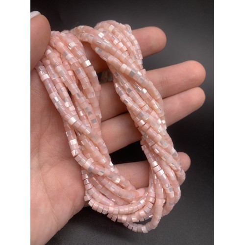 Каменные бусины, Перламутр светло розовый, тонированный, шайба, 4х2 мм, длина нити 38 см