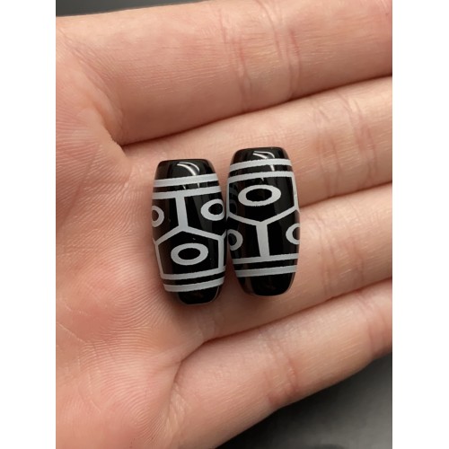 Бусина Дзи "34" из агата, 6 глаз черепахи, размер 18х10 мм, цена за 1 шт