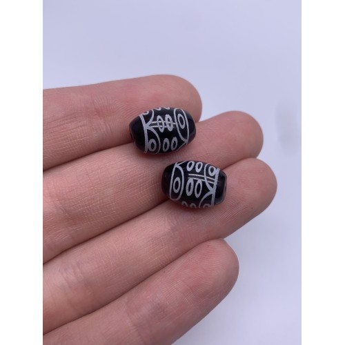 Бусина Дзи "653" из агата, 18 глаз, размер 12х9 мм, цена за 1 шт