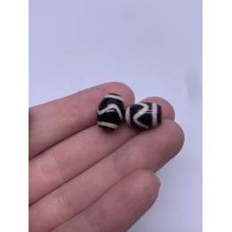 Бусина Дзи "794" из агата, Клык, размер 12х9 мм