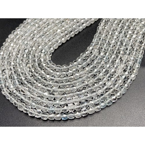 Каменные бусины, Топаз, кубик, огранка, 4х4 мм, длина нити 39 см