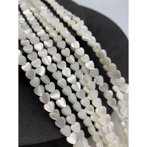 Каменные бусины, Перламутр, белый, сердечки, 6х2,5 мм, длина нити 38 см