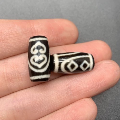 Бусина Дзи "58" из агата, Дордже-Жуи, размер 18х10 мм, цена за 1 шт