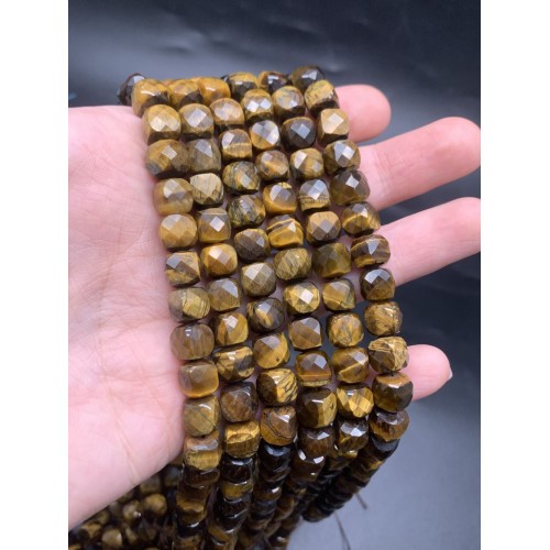Каменные бусины, Тигровый глаз, кубик огранка, 8,5х8,5 мм, длина нити 38 см