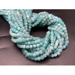 Каменные бусины, Амазонит, кубик огранка, 4х4 мм, длина нити 38 см
