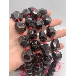 Каменные бусины, Гранат, фриформы, огранка, 17х17 мм, длина нити 38 см