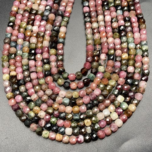 Каменные бусины, Турмалин, люкс, кубик, огранка, 4,5х4,5 мм, длина нити 38 см