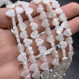 Каменные бусины, Перламутр, белый, сердечки, 8х3 мм, длина нити 38 см 16405