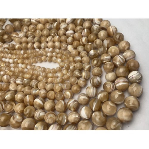 Каменные бусины, Перламутр бежевый, тонированный, 8-8,5 мм, шарик гладкий, длина нити 39 см