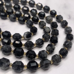 Каменные бусины, Шерл (Турмалин черный) с включениями Кварца, ювелирная огранка, 10х9 мм, длина нити 19 см