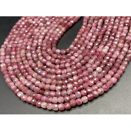 Каменные бусины, Турмалин, розовый, Рубеллит, кубик огранка, 4,4х4,4 мм, длина нити 38 см